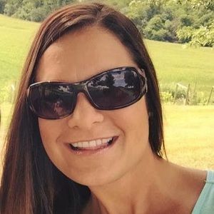 Meet your Posher, Valerie